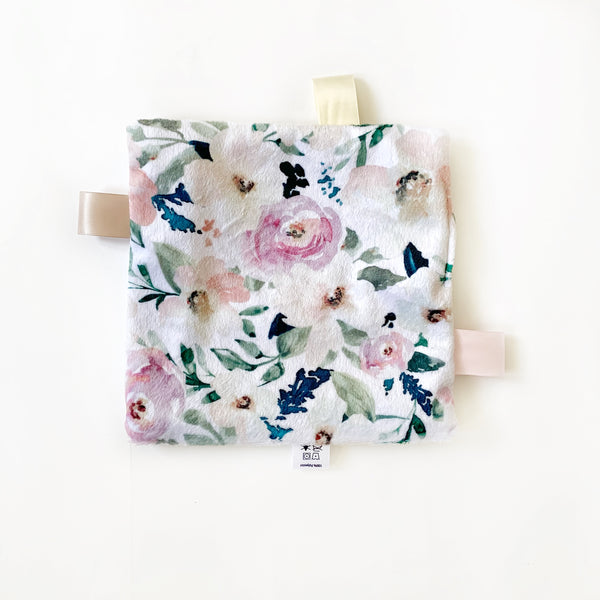 Crinkle Lovey - Muted Portadown Floral on White - Dotboxed